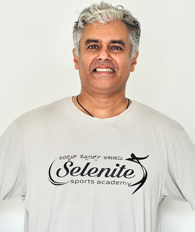 //selenitesports.com/wordpress/wp-content/uploads/2023/07/Vinod-U-Director-of-coaching-Head-coach-.jpg